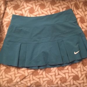 Nike Tennis skirt. Small